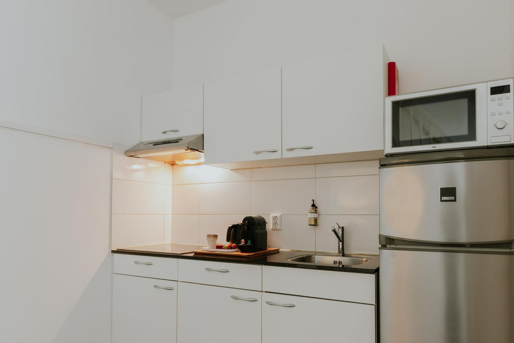 Apartamento Uniek Licht Bij Strijp S En Campus