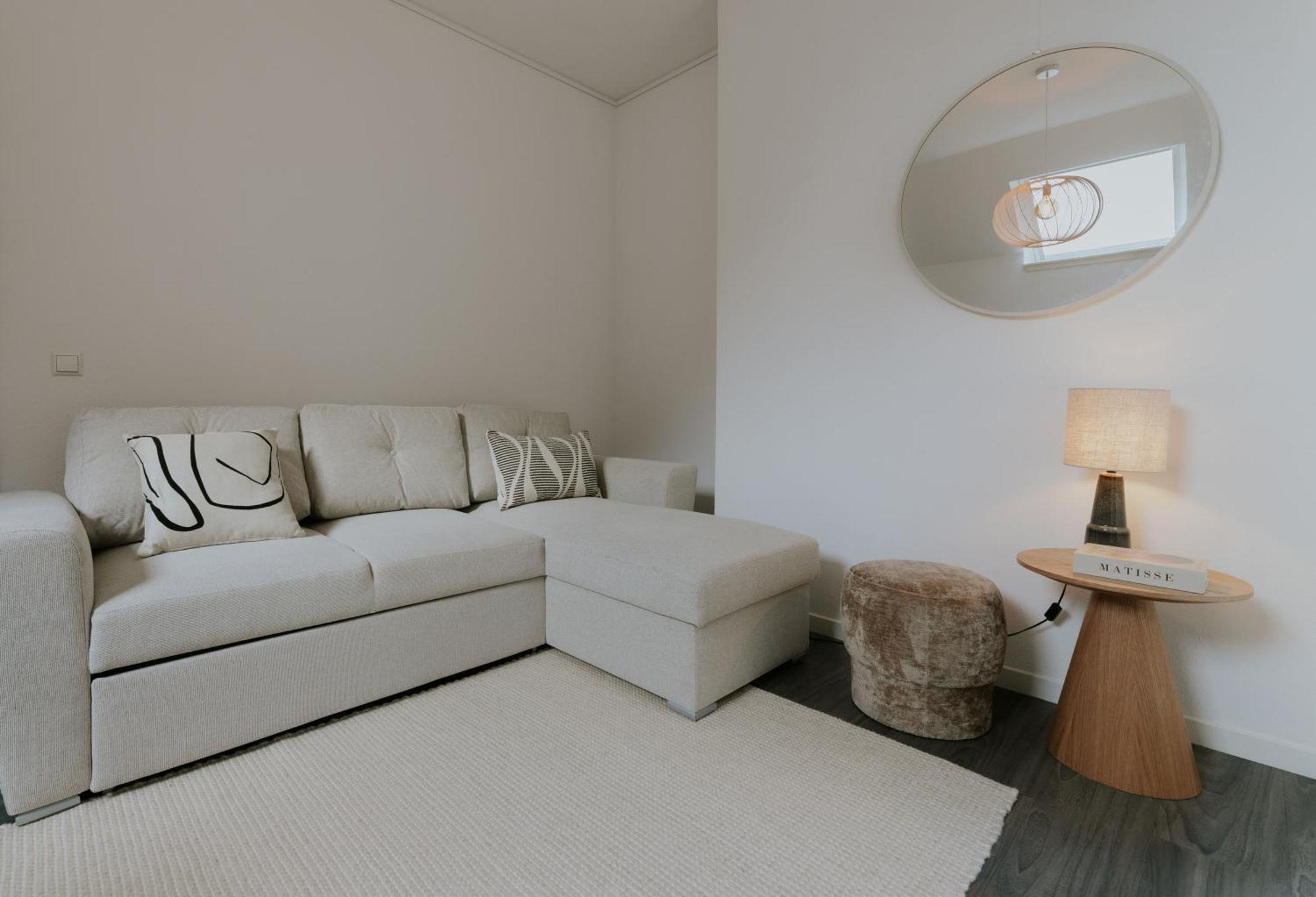 Apartamento Uniek Licht Bij Strijp S En Campus